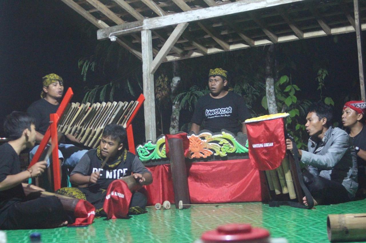 Agus Hidden Homestay - Banjar Sweet Village Banyuwangi  Exterior photo